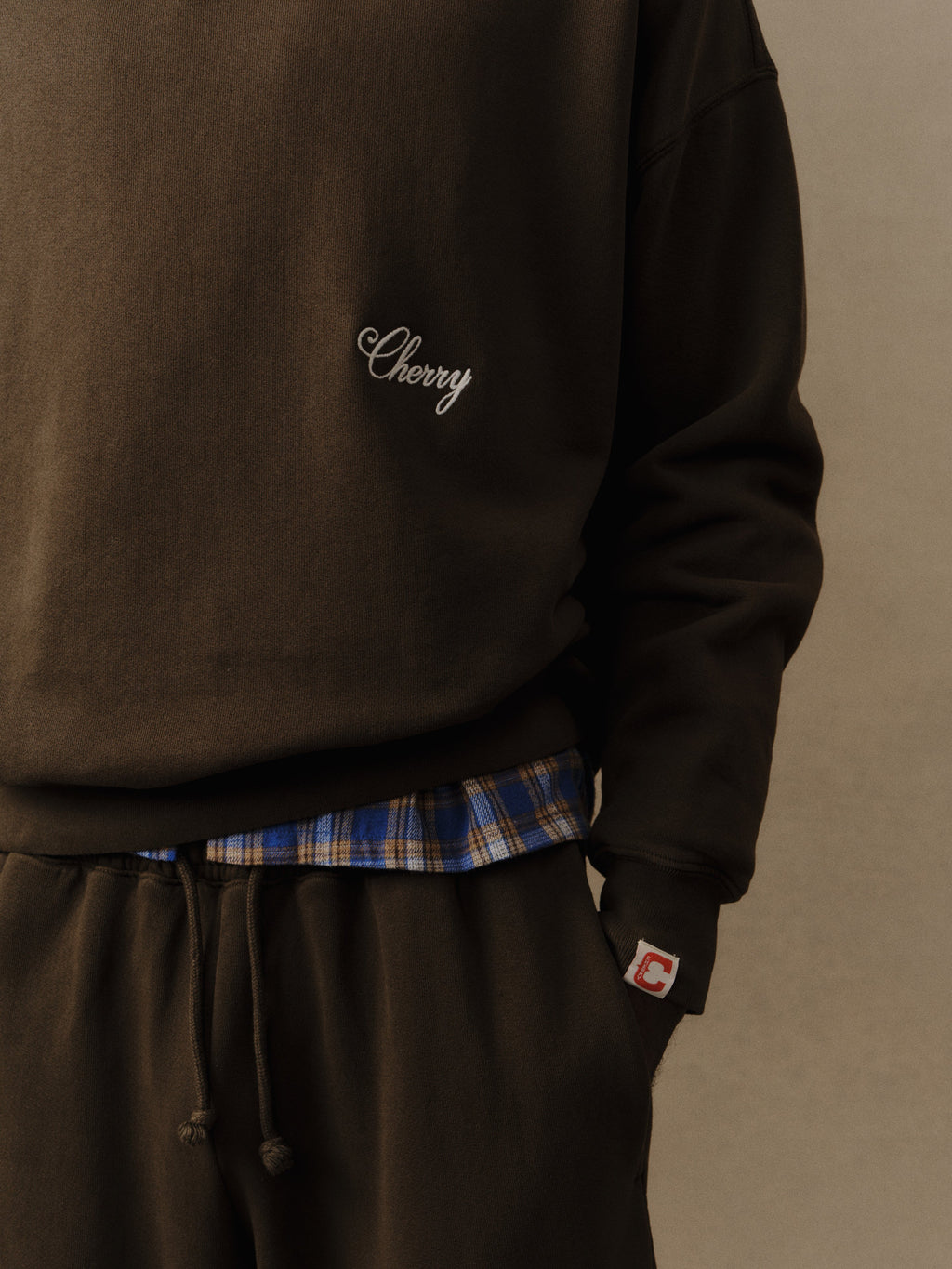 American Classic Crewneck (Chocolate)