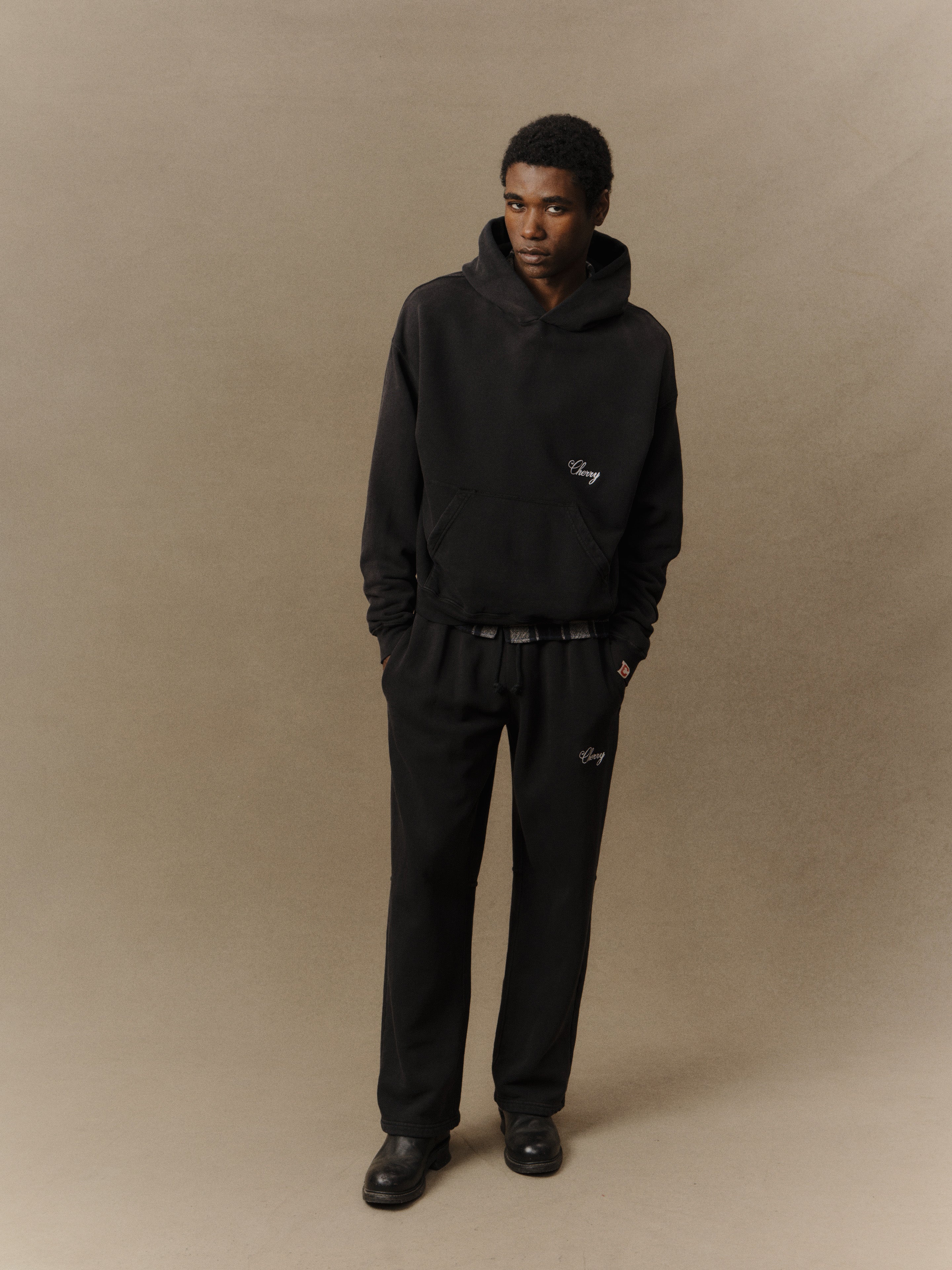 American Classic Pullover Hoodie (Vintage Black)