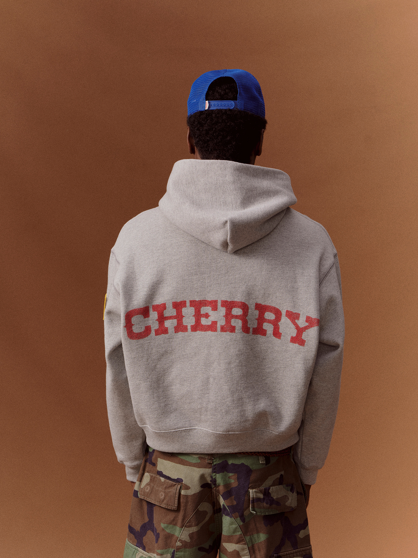 Mid Summer Classics Pullover Hoodie (Heather Grey)