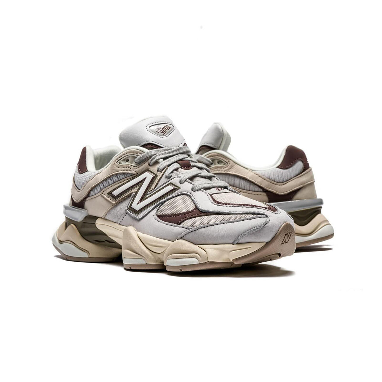 NB - 9060  "Grey Matter/Timberwolf"