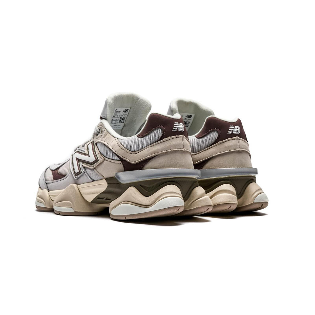 NB - 9060  "Grey Matter/Timberwolf"