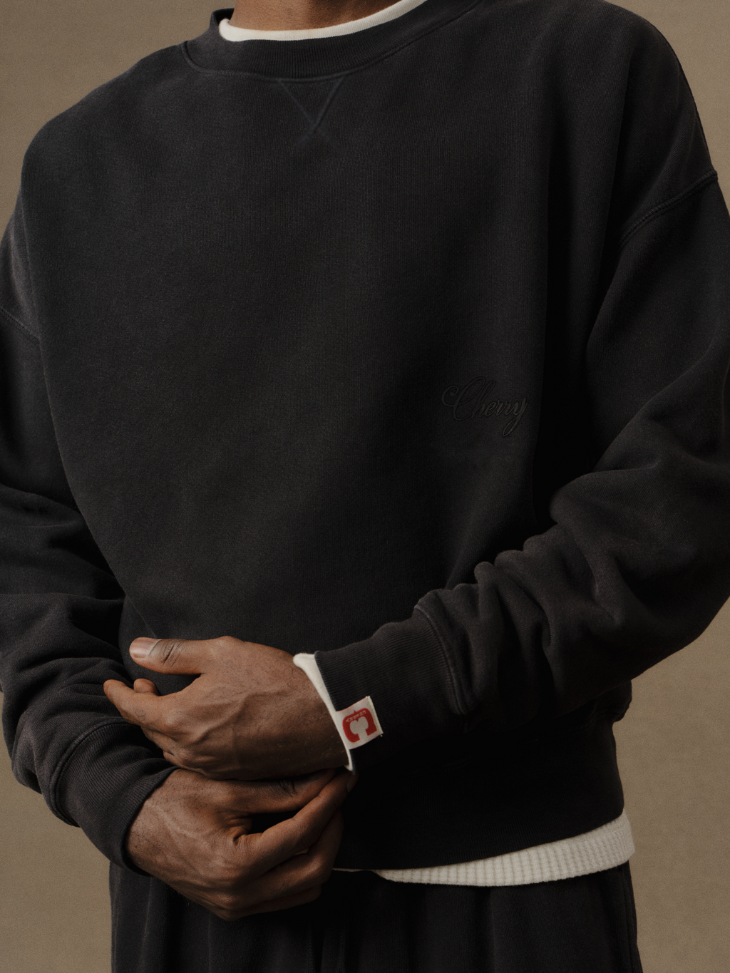 American Classic Crewneck (Vintage Black)
