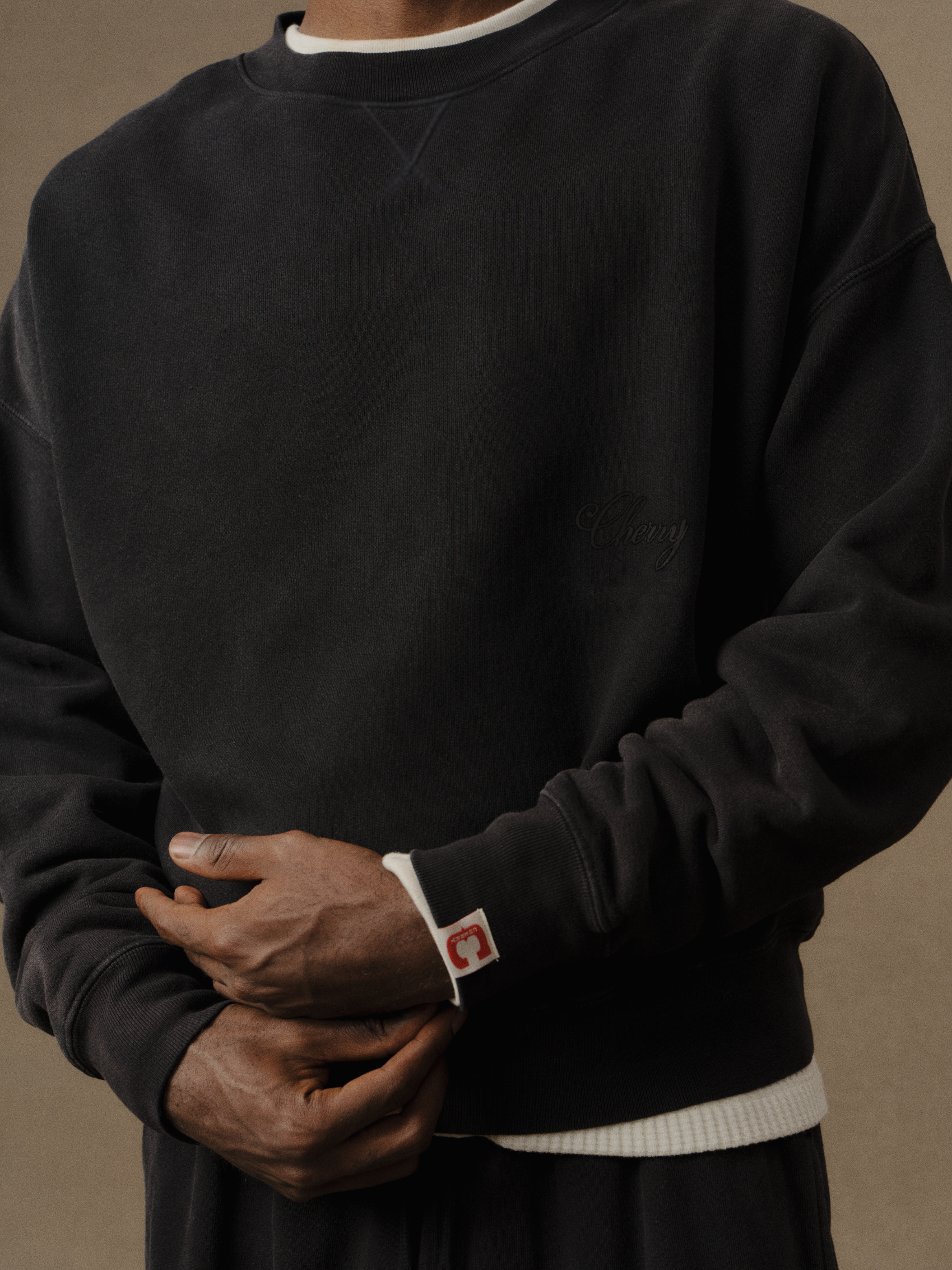 American Classic Crewneck (Vintage Black)