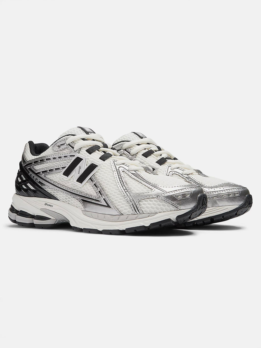 1906R Silver Metallic/Black/Sea Salt Shoes