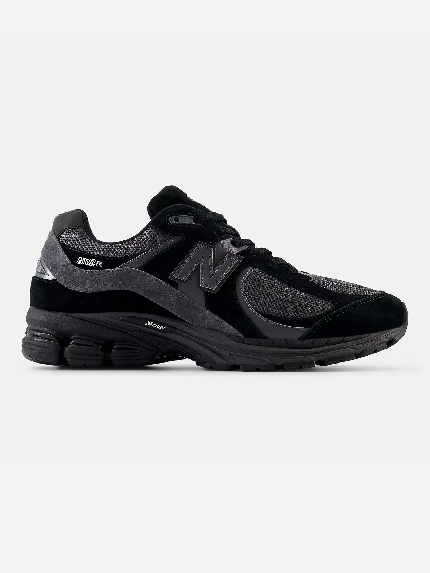 2002r Black/Magnet Shoes