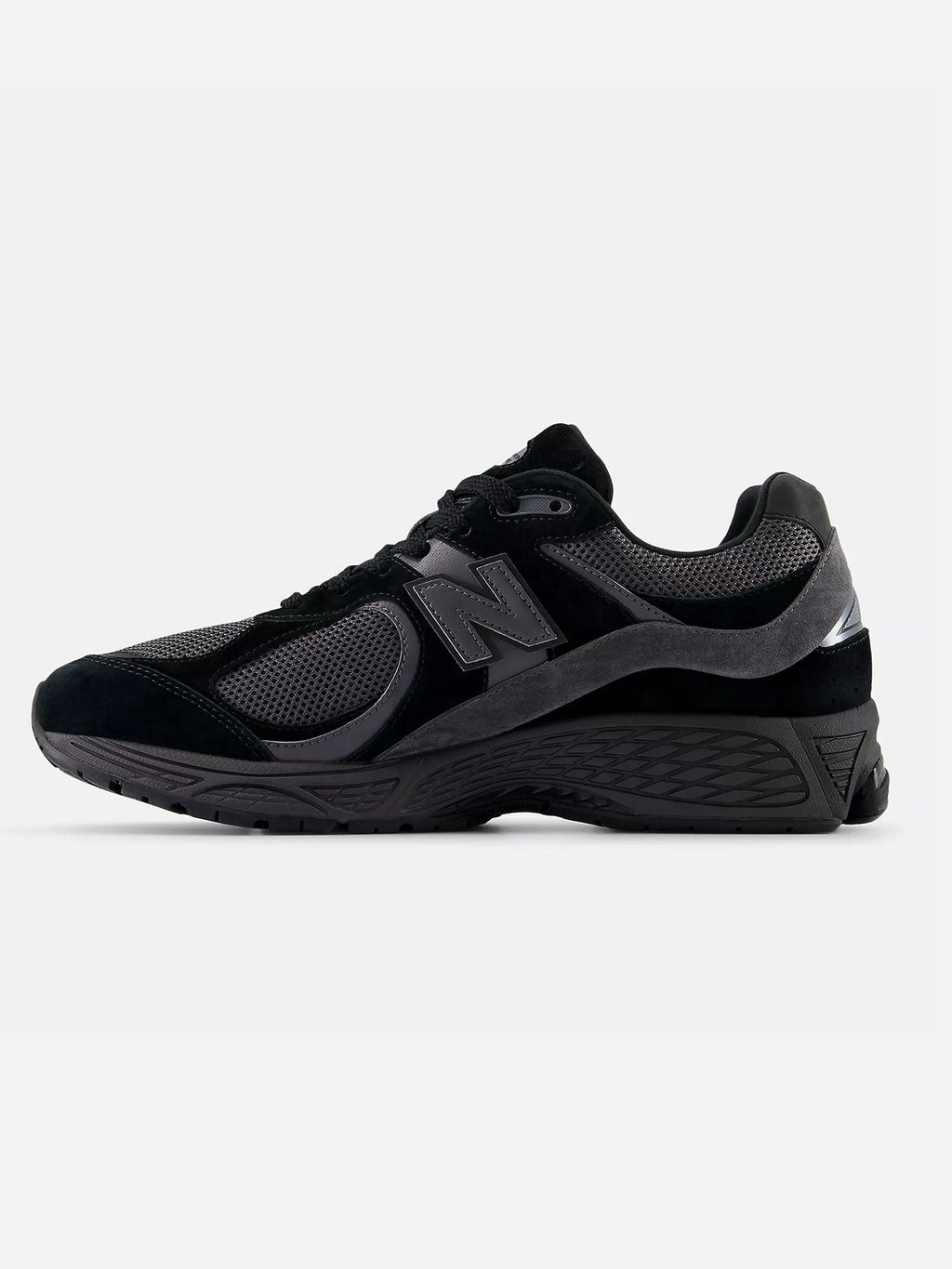 2002r Black/Magnet Shoes