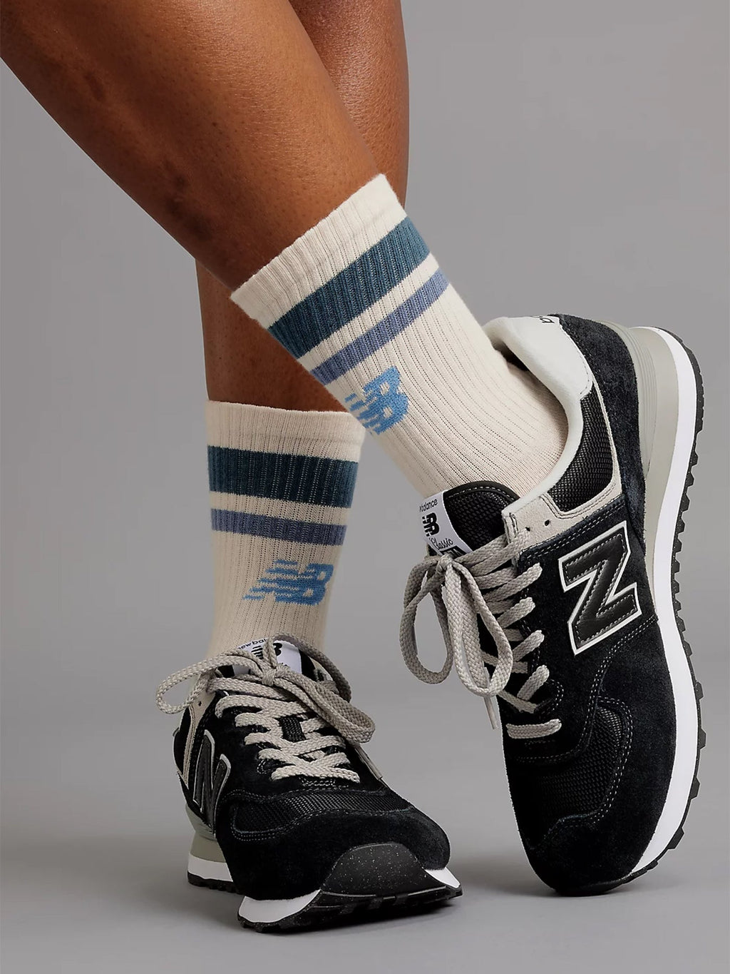 574 Core Black/White Shoes