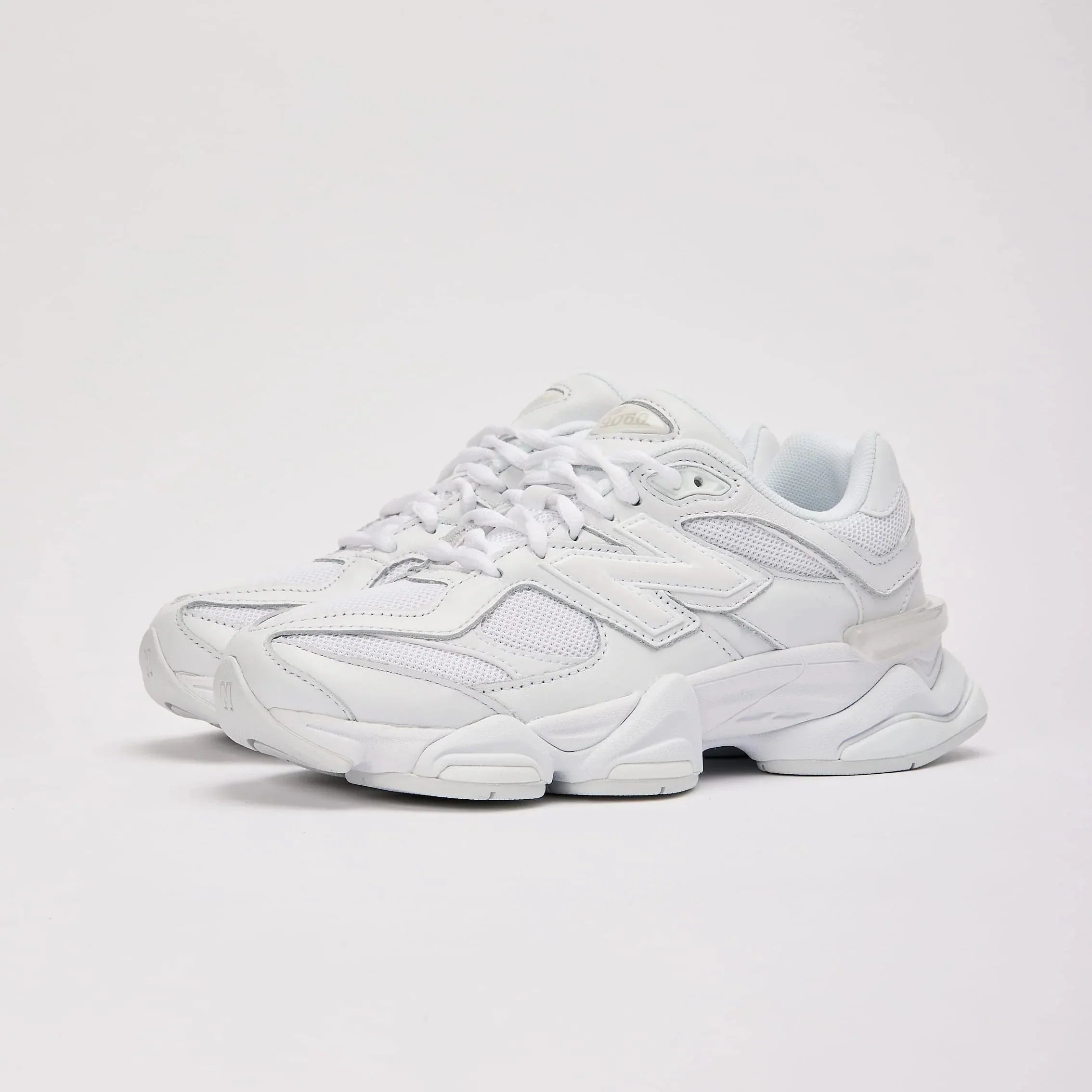 NB - 9060 Triple White
