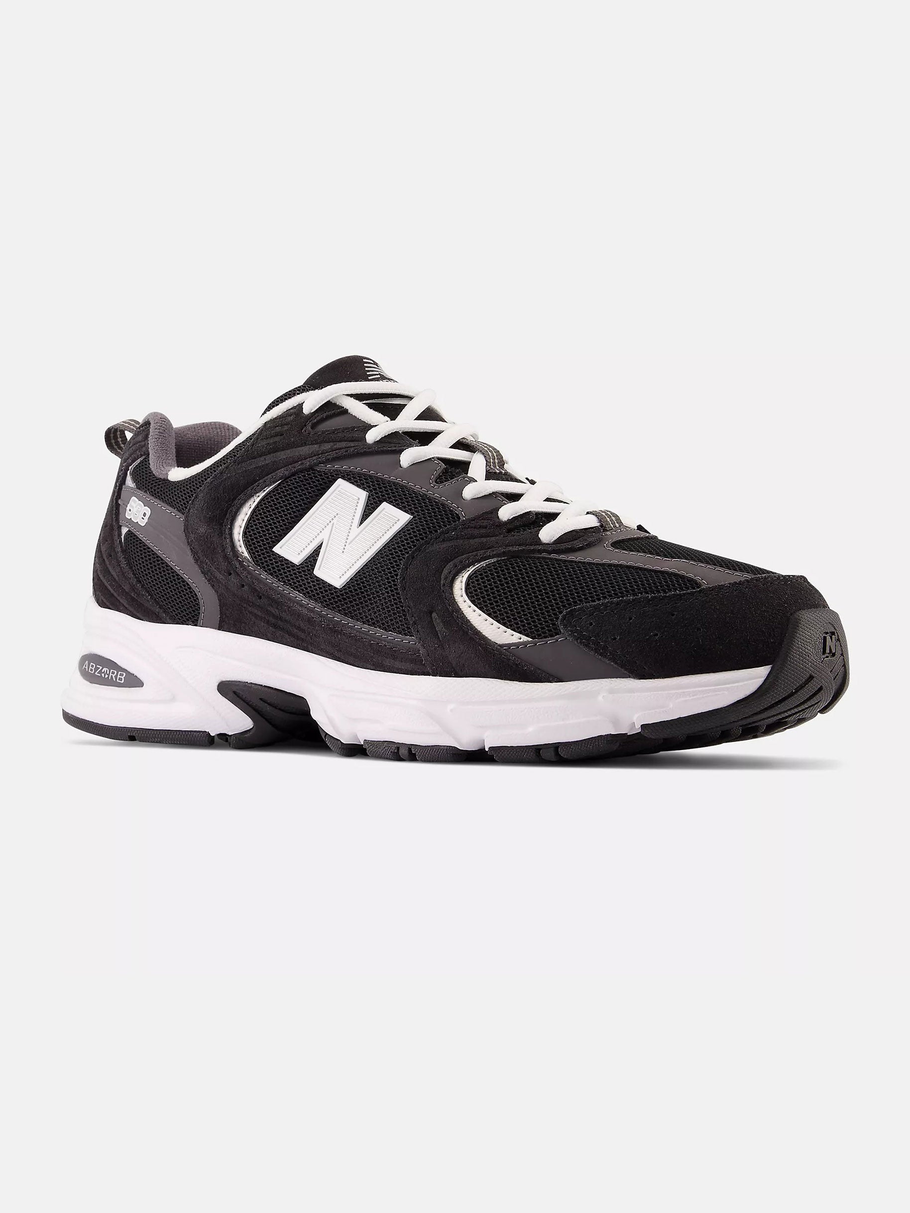 530 Black/Magnet/Metallic Silver Shoes