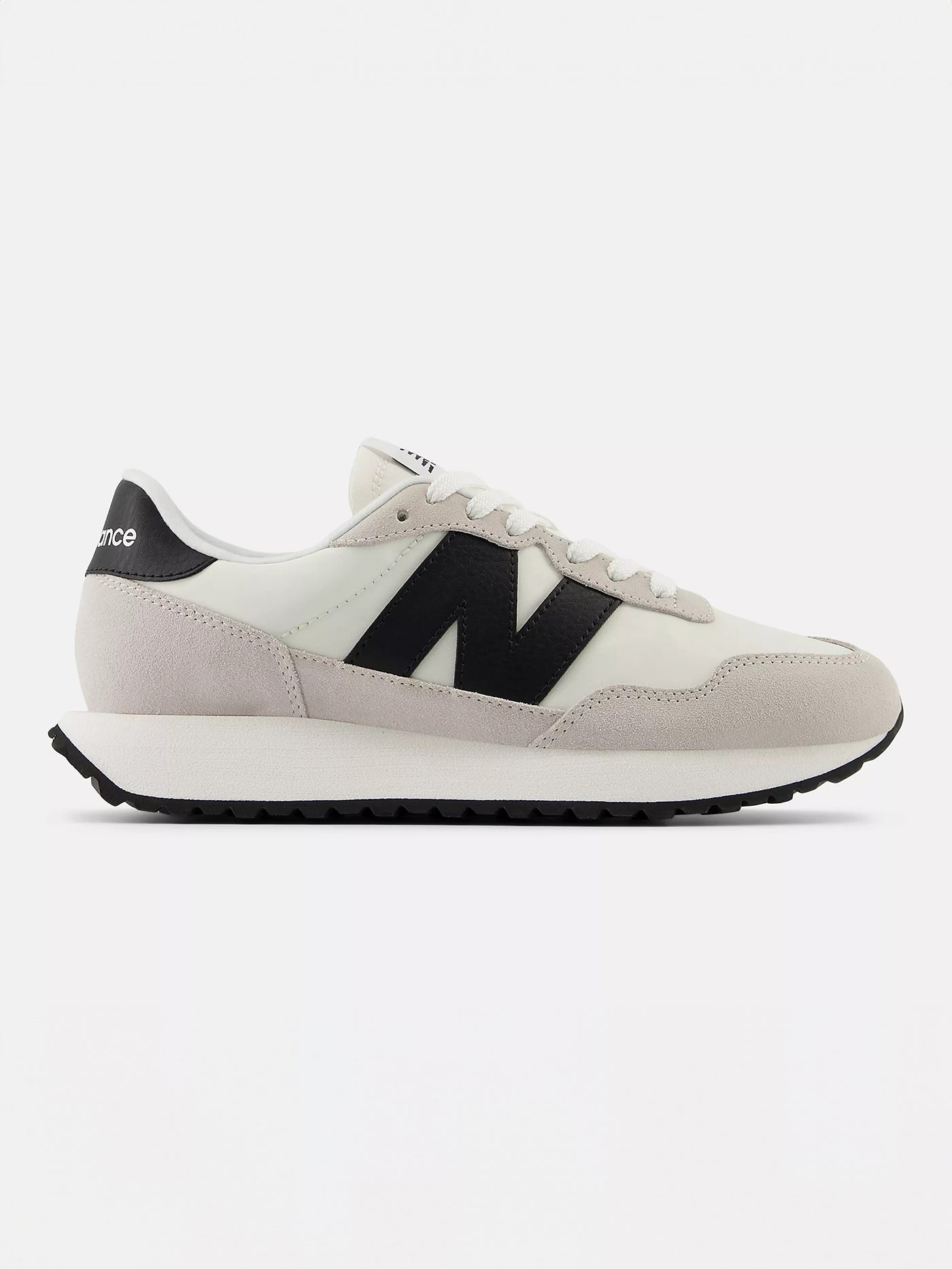 237 Sea Salt/Silver Birch/Black Shoes